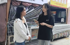 26届播音班实践课街头采访